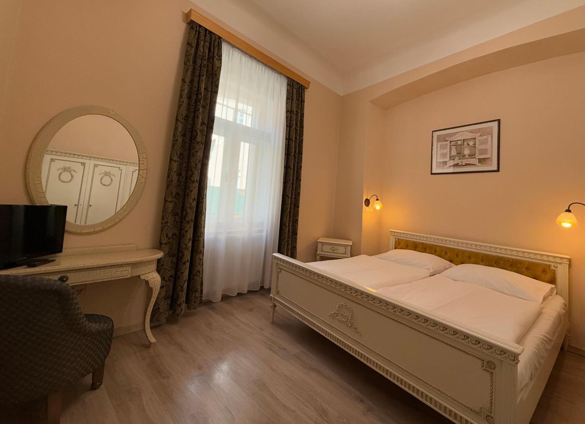 Hotel King George Prag Dış mekan fotoğraf